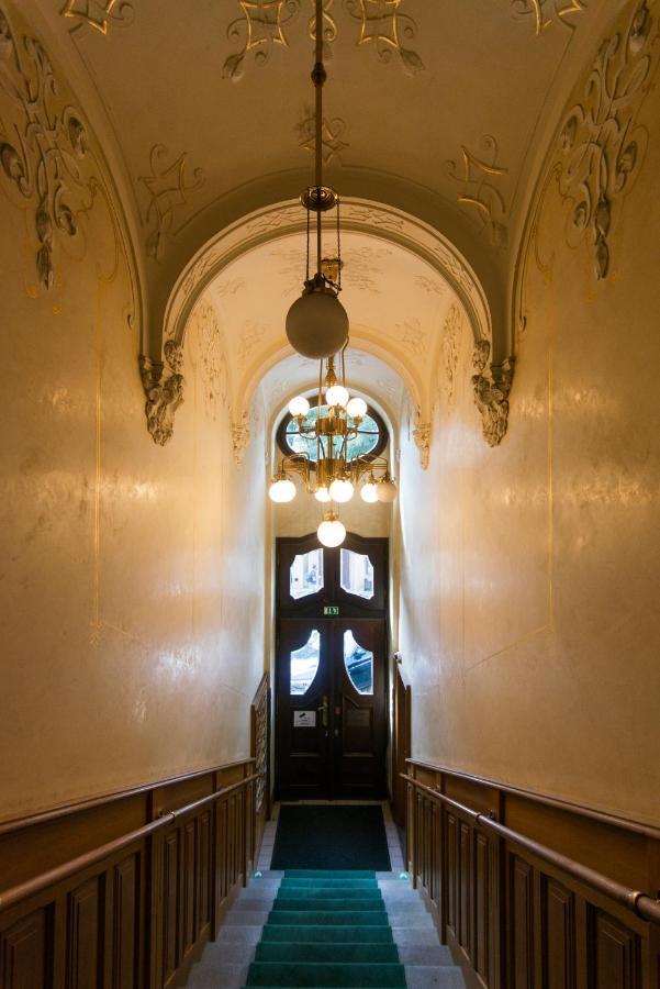 Billionaires Club Loft Sauna City Center Praga Exterior foto