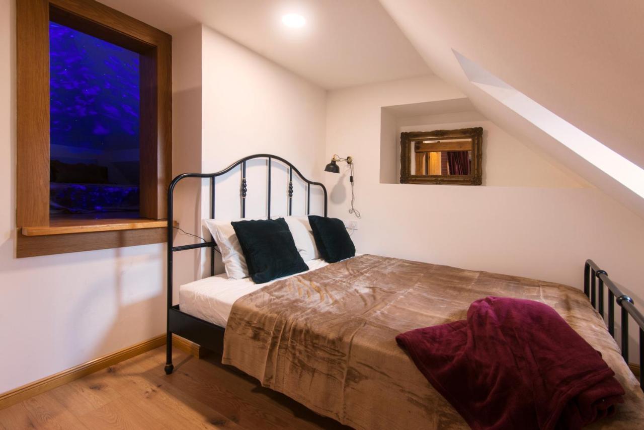 Billionaires Club Loft Sauna City Center Praga Exterior foto